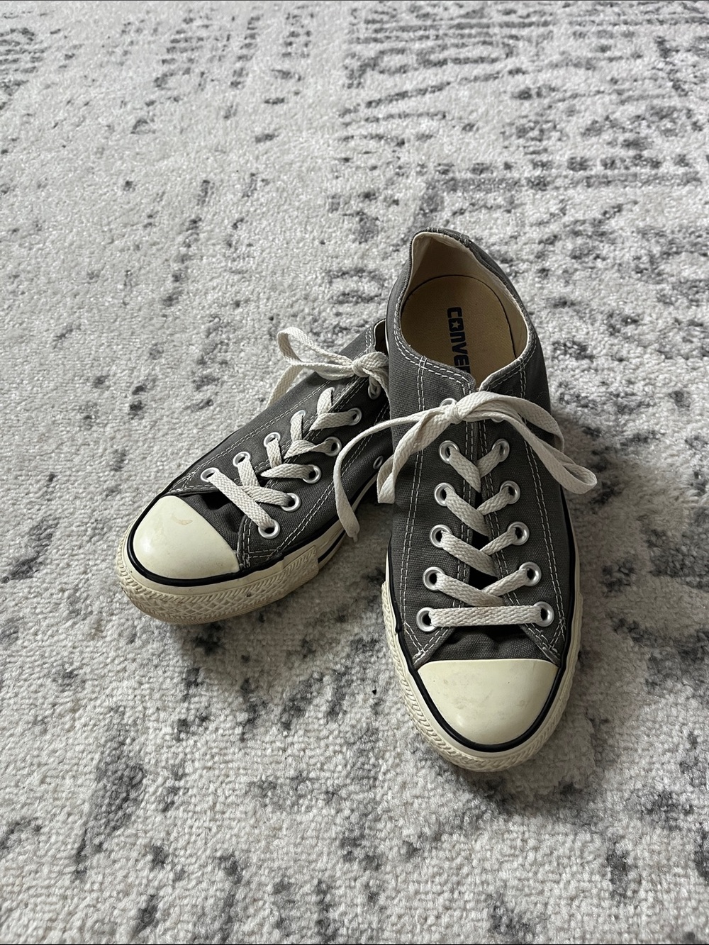 Converse Low-Top Sneakers in Charcoal Gray